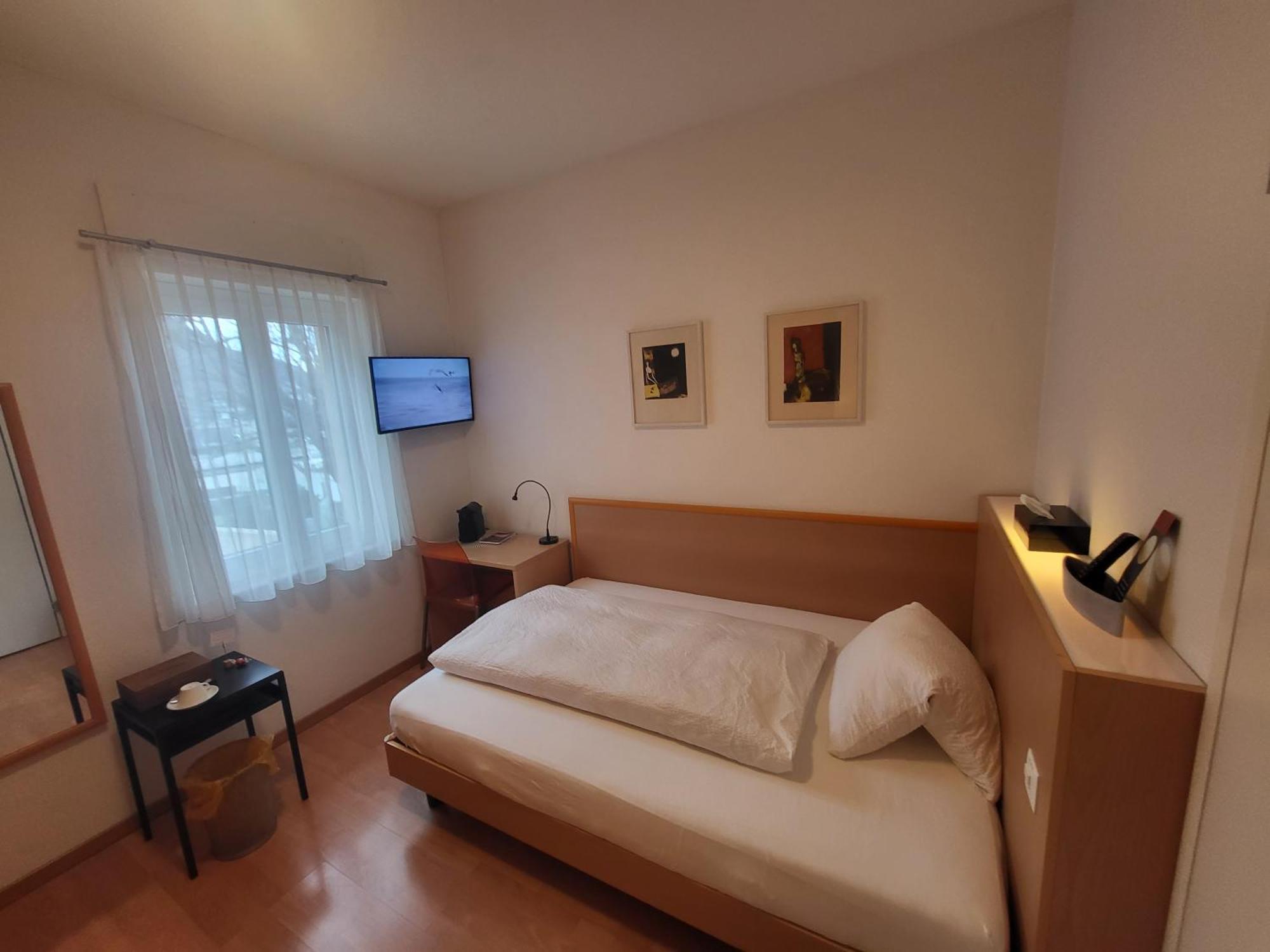 Hotel-Restaurant Eyholz Visp Pokoj fotografie